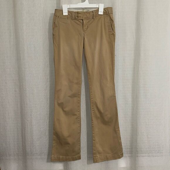 A&F 2R Low Rise Well Worn Tan Khaki Flare Pants - Picture 1 of 10